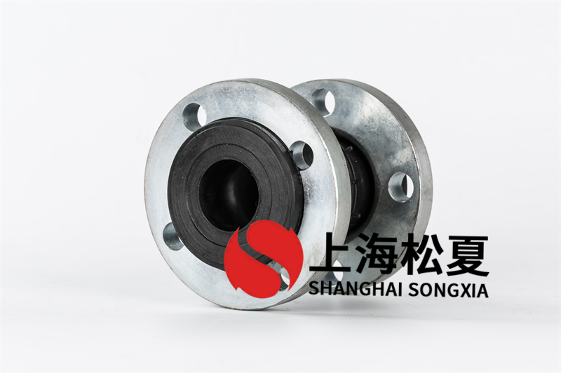 橡膠接頭浸在潮濕的環境或水里時,非常容易損壞 橡膠接頭浸在潮濕的環境或水里時,非常容易損壞